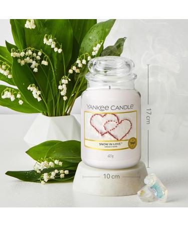 Yankee Candle Snow In Love - Large Scented Candle in Glass | Long Lasting 150-Hour Burn Time - Buy Online on GoSupps.com