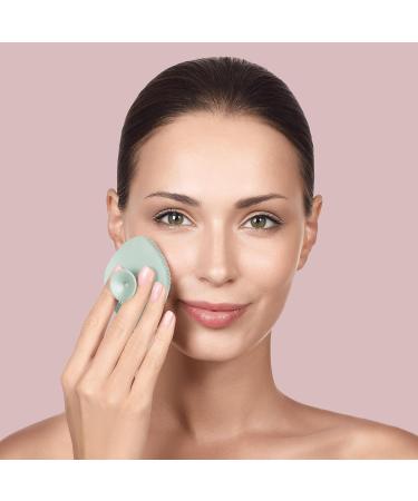 Geske SmartAppGuided 4-in-1 Facial Brush | Silicone Cleaning Device for Professional Skin Care | Soft Handle & Gentle Cleaning Solution - Perfect for Healthy Skin - Buy Online on GoSupps.com