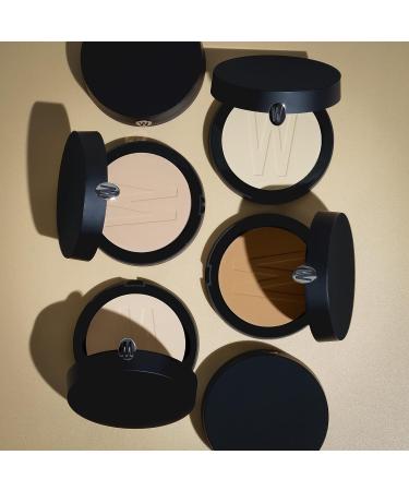  WYCON cosmetics WYCON cosmetics ULTRA DEFINITION COMPACT POWDER - Compact powder fixing with silk effect naturally long-lasting polished skin - 3 LIGHT NEUTRAL - Buy Online on GoSupps.com