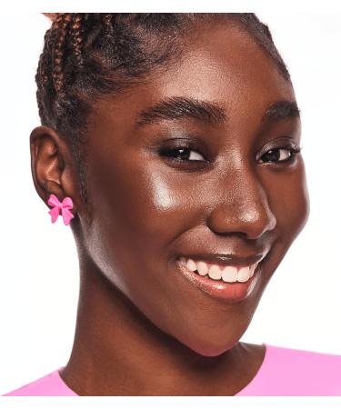 Essence Cosmetics Baby Got Bronze Bronzing Stick Bronzeur Naturel Sensation de Ros e 5.5 g - Buy Online on GoSupps.com