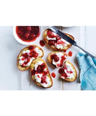 Tiptree Guard Box Trio | 1x28g Banoffee Spread | 1x42g Strawberry Preserve | 1x42g Orange Marmalade. - Buy Online on GoSupps.com