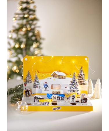 M&Ms Advent Calendar 2022 | 3D Pop-Up Christmas Calendar | 346g Chocolate Treats - International Shipping Available - Buy Online on GoSupps.com