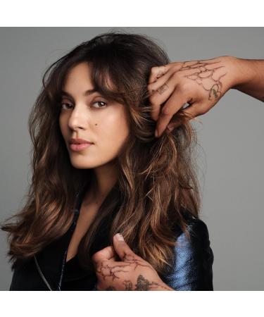Bumble and bumble. Thickening Dryspun Texture Spray Light | For Soft Texture + Light Hold | Curly Wavy Straight 9.35 Ounce (Pack of 1) - Buy Online on GoSupps.com