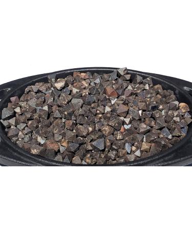 MK pke Magnetite Octahedron - Energy Stone | Rough Magnetite Lodestone in Decorative Glass - International Shipping Available - Buy Online on GoSupps.com