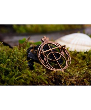 WINDALF Irish Celtic Brooch - AVALON 3.2 cm Vintage Jewelry with Celtic Spirals | International Shipping Available - Buy Online on GoSupps.com