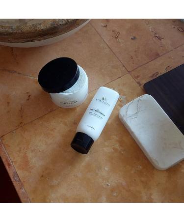 Burke Avenue Moisturizing Shave Cream | Protects Skin from Irritation & Razor Burn | Hydrating Lather for Sensitive Skin | International Shipping Available - Buy Online on GoSupps.com
