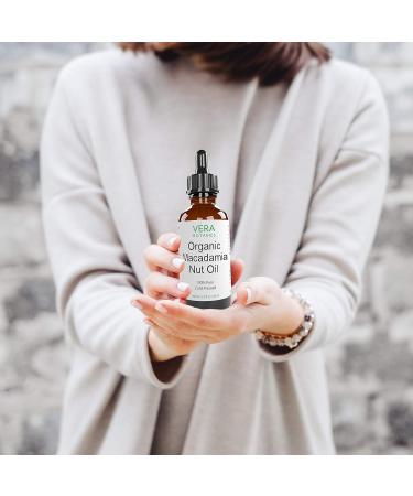 Buy 100% Pure Organic Macadamia Nut Oil - Unrefined Cold-Pressed for Face Skin Hair & Nails - Reduce Breakage & Even Skin Tone - International Shipping Available - Buy Online on GoSupps.com