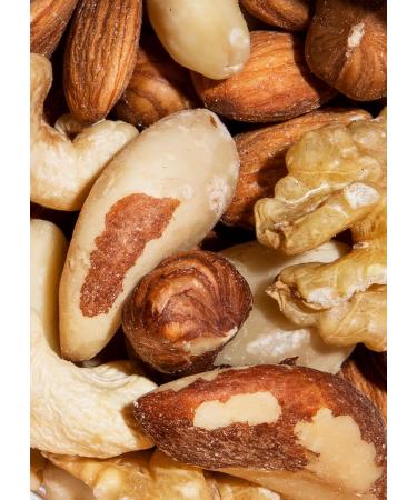 KoRo - Nut and Peanut Mix 1 kg - Almonds Brazil nuts walnuts cashews and hazelnuts - Buy Online on GoSupps.com