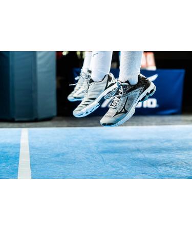 Mizuno Wave Lightning Z5 Women's Indoor Court Shoe - White, Size 11.5 US - Buy Online on GoSupps.com