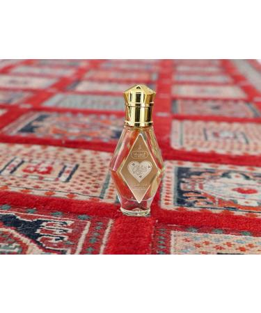 Maison d'Orient QALBI LAK 20 mL Pheromone Oil Roll On Alcohol-Free Arabian Fragrances. AL RIYAD Perfumes Arabes. Women Essentials and Mini Travel Essentials - Buy Online on GoSupps.com