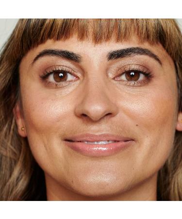 Buy Burt's Bees Gloss and Glow Glossy Balm - 100% Natural Origin Winning in Pink - International Shipping Available - Buy Online on GoSupps.com