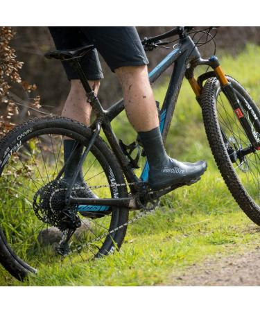 VeloToze Tall Gravel Shoe Cover - MTB Overshoes for Cycling Shoes - Rain Protection for Gravel Trails and Mountain Bike Rides (Large, Black) - Buy Online on GoSupps.com