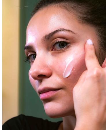 BIOKOSMO - italian roots - Nourishing Anti-Oxidating Face Cream. Extract of Prickly Pear and Sicilian Avocado. 50 ml. 100% Made in Italy - Buy Online on GoSupps.com