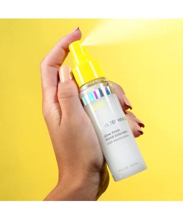 Real Techniques Sponge & Makeup Setting Spray - Moisturizing with Vitamin C & Electrolytes | International Shipping Available - Buy Online on GoSupps.com