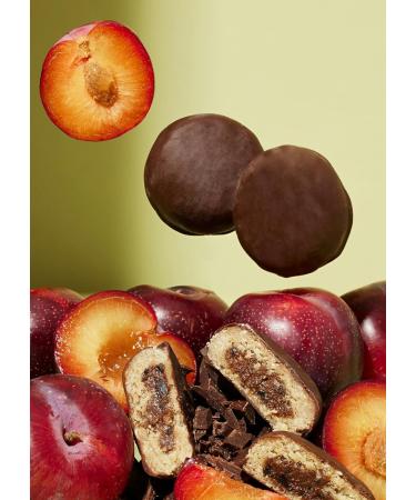 KoRo - Organic Dark Chocolate Plum Bites 12 x 2 x 20 g - Oat and cashew base - Dried plum filling - Coated in vegan dark chocolate - Buy Online on GoSupps.com