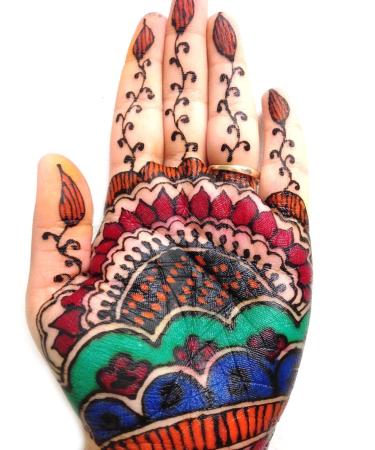 Buy Henna Oil for Enhanced Henna Paintings - 6ml | International Shipping Available - Buy Online on GoSupps.com