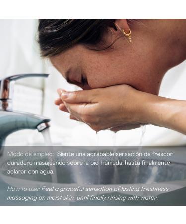  Valquer Laboratorios D Bullone Facial Cleanser for Oily Skin Vegan Cleansing and Purifying Oily Skin Reduces Shine Enlarged Pores and Grains - 200 ml - Buy Online on GoSupps.com