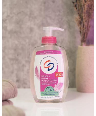 CD Wellbeing Intim Waschlotion 300 ml | Mild Soap-Free Intimate Cleanser with Cranberry & Lactic Acid | Vegan Personal Care - Buy Online on GoSupps.com