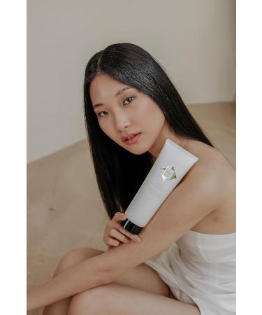 HADAT Hydro Deep Repair Hair Treatment 8.45 Fl. Oz - Restore & Moisturize Damaged Hair with Macadamia Oil & Hydrolyzed Collagen - International Shipping Available - Buy Online on GoSupps.com