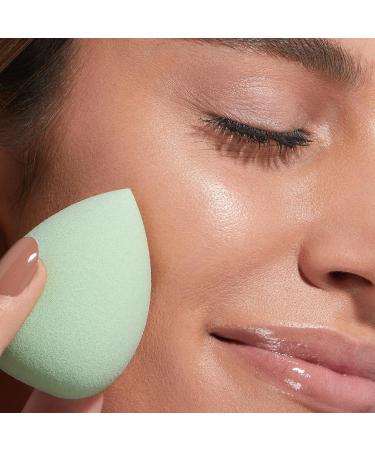 KIKO MILANO Perfecting Make Up Blender Sponge - Best Liquid Foundation Application Tool | International Shipping Available - Buy Online on GoSupps.com