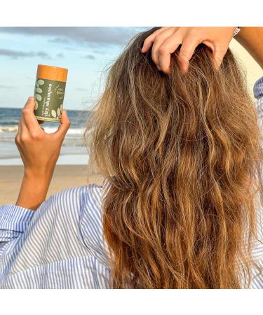 A Bit Hippy Natural Dry Shampoo Best non aerosol powder dry shampoo for brunette for blonde or for dark hair. Benzene free talc free. Suitable for vegans. - Buy Online on GoSupps.com