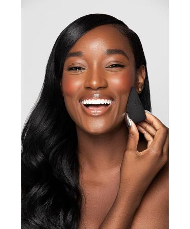 Abstract Face Filter Sponge - Enhance Makeup Application with a Soft and Efficient Tool - Buy Online on GoSupps.com