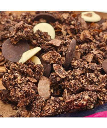 CRUNCHOLOGY Keto muesli au chocolat faible en glucides sans sucre ajout | Granola alimentaire faible teneur en glucides | Low-Carb Breakfast | Muesli au chocolat Ketogenic 3x300g - Buy Online on GoSupps.com