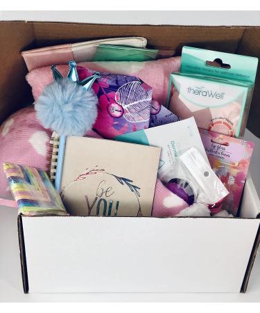 Teen Tween PreTeen Period Comfy Box Menstrual First Period Kit with to Go Bag Blanket Soothing Hot Cold Wrap Cramp Relief Sanitary Pads Socks Pop Socket and Many More (Color and Blanket Style Varies)
