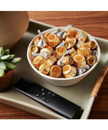 HERSHEY'S Festive Moments Chocolate Gift Box Includes Hershey's Kisses Hershey's Nuggets & Reese's Miniatures Holiday Chocolates 297g - Buy Online on GoSupps.com