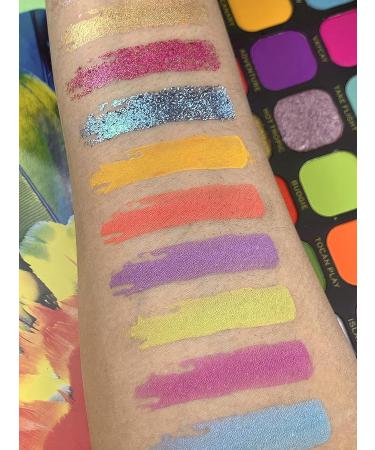 Makeup Revolution Forever Flawless Bird of Paradise Eyeshadow Palette - Long-Lasting Vegan Formula - 20g - Buy Online on GoSupps.com