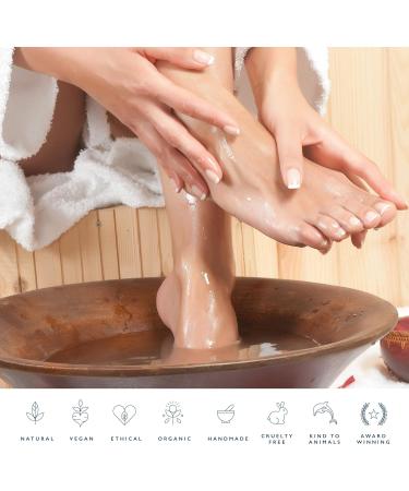 Organic Peppermint Foot Soak for Dry, Cracked Heels - Vegan Formula with Foaming Action & Lockable Pump - Buy Online on GoSupps.com