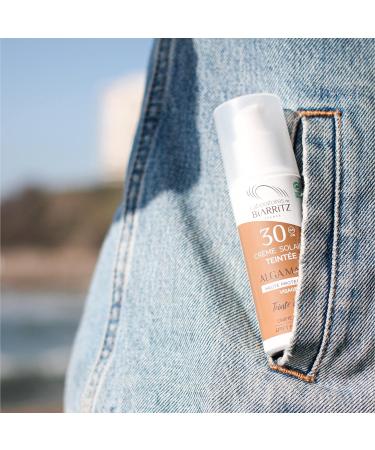 Laboratoires de Biarritz Tinted Sunscreen Face Gold LSF30 - Bio Certified Hydrating SPF 30 - 50ml Made in France - Buy Online on GoSupps.com