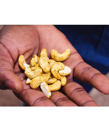 Organic Fairtrade Cashews Chili & Paprika (500g) | Roasted in Freiburg | Buy Fair Trade Cashews from Burkina Faso - Buy Online on GoSupps.com