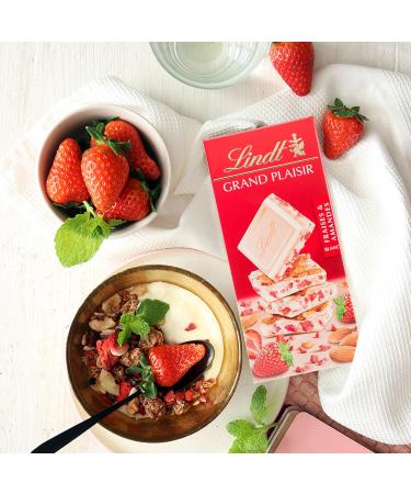 Lindt - GRAND PLAISIR White Strawberry and Almond Tablet - White Chocolate 150 g - Buy Online on GoSupps.com