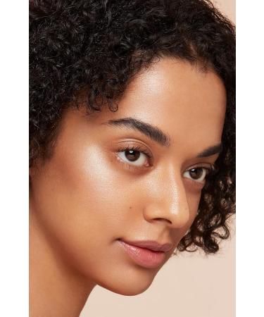 Cl De Peau Beaut The Luminizing Face Enhancer 202 Golden Galaxy - Buy Online on GoSupps.com