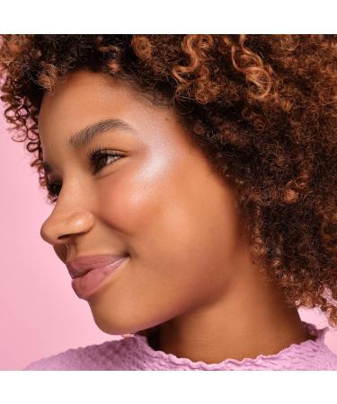 cosnova essence Disney Alice in Wonderland liquid highlighter shimmery dewy shimmery 4ml - Buy Online on GoSupps.com