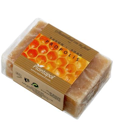 JABON NATURAL DE PROPOLEO 100gr is a multifunctional solution with a wide range of applications It fits well with various daily routines The weight is 100 g This fits h