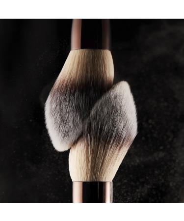 Shop Hourglass Veil Powder Brush Online - Best Price & International Shipping - Buy Online on GoSupps.com