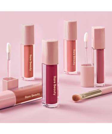 Shop Rare Beauty by Selena Gomez Stay Vulnerable All - Over Eyeshadow Brush Online - Best Price & International Shipping - Buy Online on GoSupps.com