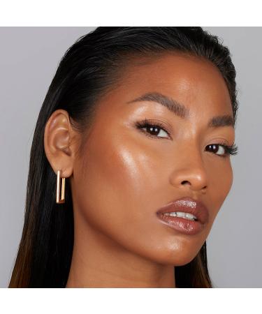 Shop REFY Gloss Highlighter - 0.67 oz/ 20 g Topaz - subtle golden undertones with a glass-like glow finish Online - Best Price & International Shipping - Buy Online on GoSupps.com