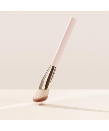 Shop Rare Beauty by Selena Gomez Soft Pinch Blush Brush Online - Best Price & International Shipping - Buy Online on GoSupps.com
