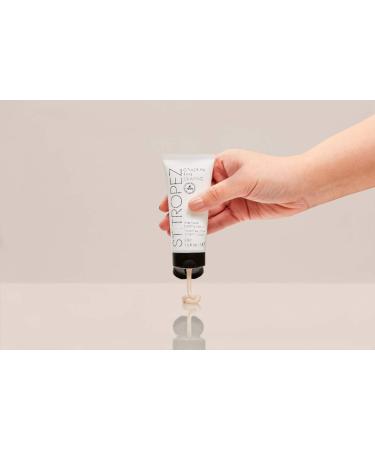 Shop St. Tropez Gradual Tan Classic Daily Youth Boosting Cream - 1.6 oz / 50 mL Online - Best Price & International Shipping - Buy Online on GoSupps.com