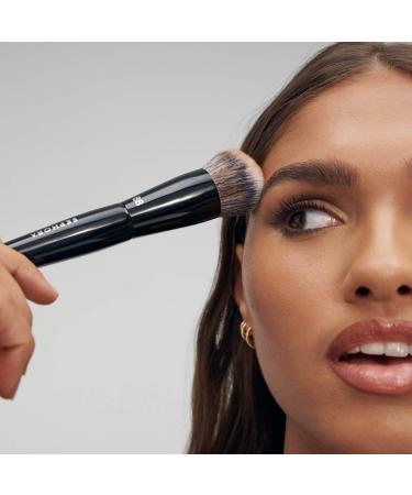Shop SEPHORA COLLECTION PRO Bronzer Brush #88 Online - Best Price & International Shipping - Buy Online on GoSupps.com