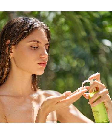 Shop Tata Harper Resurfacing + Smoothing Body Serum with AHAs Lactic Acid & Glycolic Acid - 4.1 oz / 125 mL Online - Best Price & International Shipping - Buy Online on GoSupps.com