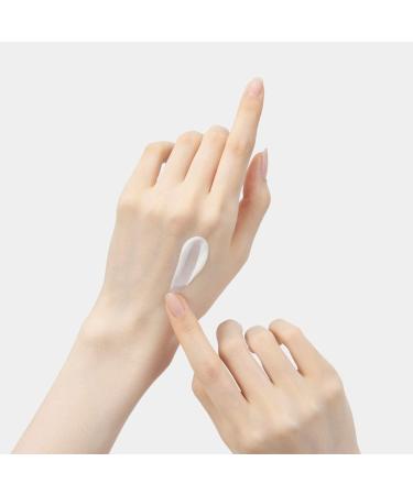 Shop Sulwhasoo UV Daily Cream Broad Spectrum SPF 40 Sunscreen - 1.35 oz / 40 ml Online - Best Price & International Shipping - Buy Online on GoSupps.com