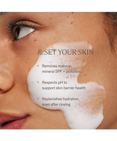 Shop ILIA The Cleanse Soft Foaming Cleanser + Make Up Remover Online - Best Price & International Shipping - Buy Online on GoSupps.com