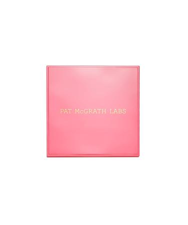 Shop PAT McGRATH LABS Passion Fleur Luxe Eyeshadow Quad - Standard size Online - Best Price & International Shipping - Buy Online on GoSupps.com