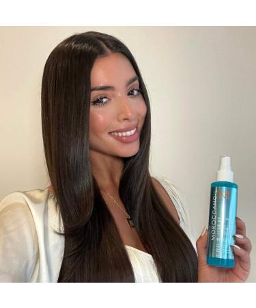 Shop Moroccanoil Mini Frizz Shield Spray - 1.7 oz / 50 ml Online - Best Price & International Shipping - Buy Online on GoSupps.com