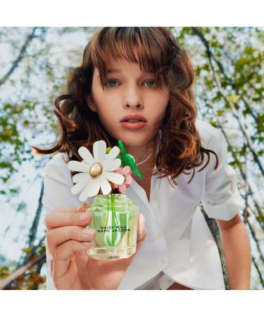 Shop Marc Jacobs Fragrances Daisy Wild Eau de Parfum Travel Spray - 0.33 oz / 10 mL eau de parfum Online - Best Price & International Shipping - Buy Online on GoSupps.com