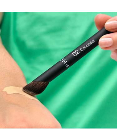 Shop SEPHORA COLLECTION Essential Brush - 02 Concealer Online - Best Price & International Shipping - Buy Online on GoSupps.com